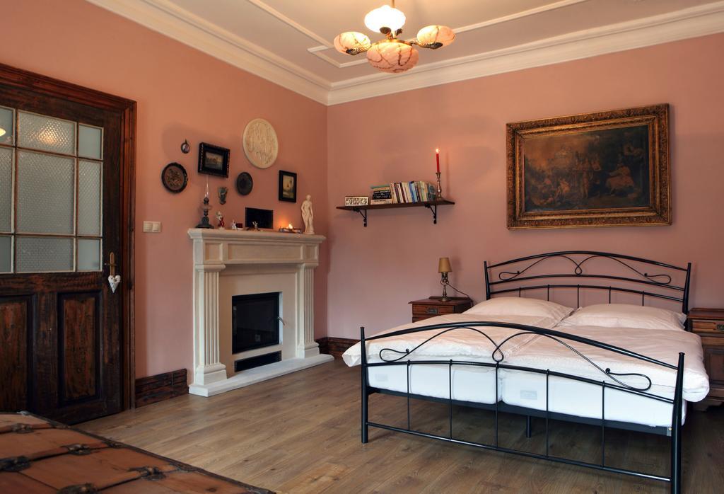 Apartmany Antik Pratterov Dom Banská Štiavnica 객실 사진